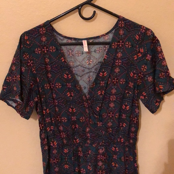 Romper - Picture 2 of 3